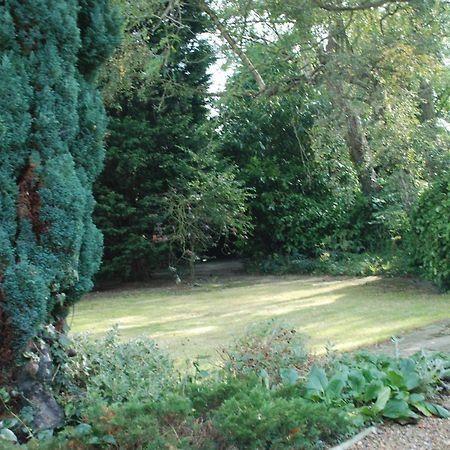 Greenhollow Hotel Gravesend Bagian luar foto